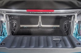 MINI Cooper Convertible, 2016, boot
