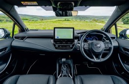 Toyota Corolla, 2025, interior