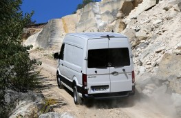Volkswagen Crafter, 2017, rear, off road
