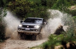 Fiat Fullback Cross, 2017, front, off road