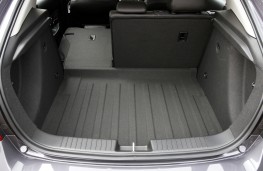 Chevrolet Cruze hatchback, boot