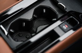 Skoda Superb Estate, 2025, cup holders