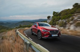 Mazda CX-3, 2018, front
