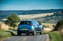 Mazda CX-3, 2018, rear