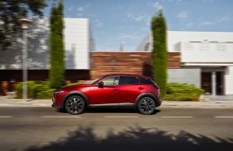 Mazda CX-3, 2018, side