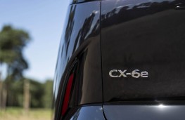 Mazda CX-6e, 2026, badge