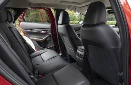 Mazda CX-30, 2026, rear seats
