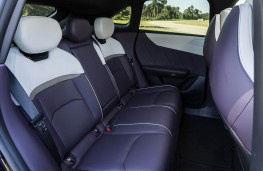 Mazda CX-6e, 2026, rear seats