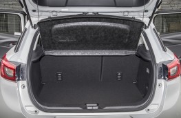 Mazda CX-3, white, boot