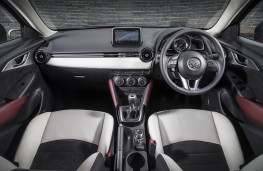 Mazda CX-3, white, interior