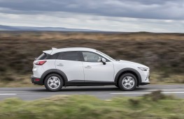 Mazda CX-3, white, side
