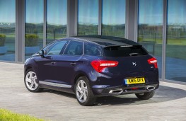 DS 5, blue, rear, static
