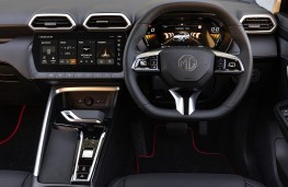 MGZS Trophy Hybrid+, 2025, dashboard