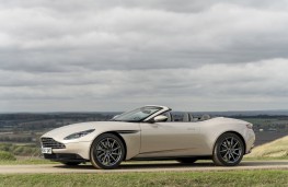Aston Martin DB11 Volante, 2018, side