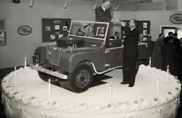 Land Rover Defender, 1958, 10th anniversary with Maurice Wilks