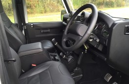 Land Rover Defender 110 Adventure Edition, interior