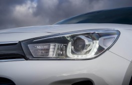 Kia Rio 3 1.4 CRDi, 2017, headlights