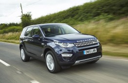 Land Rover Discovery Sport, front