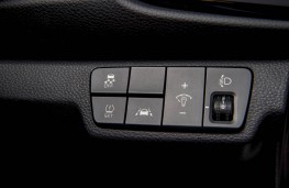 Kia Rio 3 1.4 CRDi, 2017, headlights