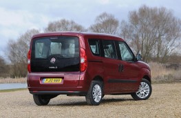 Fiat Doblo, rear