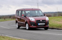 Fiat Doblo, front