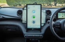 BYD Dolphin Boost, 2024, display screen, rotating