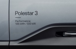 Polestar 3, 2025, door graphic detail