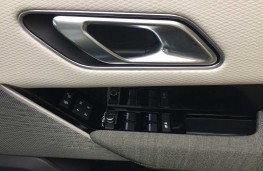 Range Rover Velar, 2017, door trim