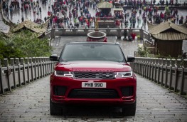 Range Rover Sport P400e, Heaven's Gate climb, nose