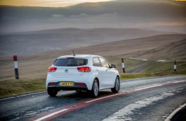 Kia Rio 3 1.4 CRDi, 2017, rear, action