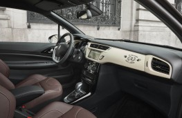 DS 3 Café Racer fascia