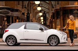 Citroen DS3, side