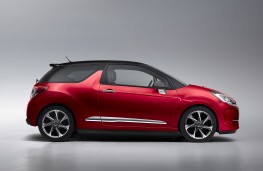 DS 3 Chic, side