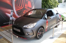 Citroen DS3 Cabrio Racing, side