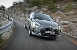 Citroen DS5, front