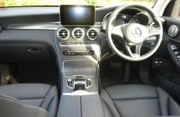 Mercedes Benz GLC, dashboard