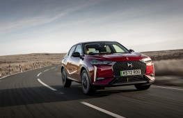 DS 3 Performance Line, 2025, front