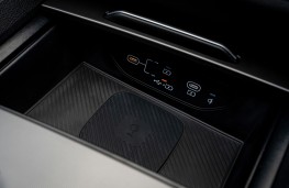 Kia Sportage, 2026, front cubby 