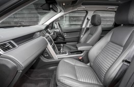 Land Rover Discovery Sport HSE TD4 e-Capability, front seats