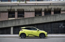 BYD Dolphin Surf, 2025, side