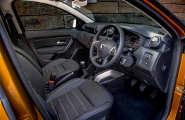 Dacia Duster, 2017, interior