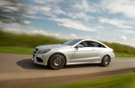 Mercedes E-Class Coupe, side