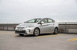 eBay's Toyota Prius, 2026, front