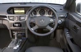 Mercedes-Benz E Class Estate, cabin