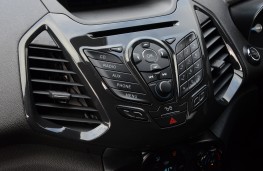 Ford EcoSport, 2015, facia controls