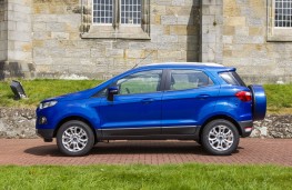 Ford EcoSport, side
