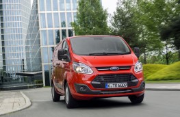 Ford Transit Custom EcoBlue, front, action