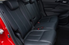 Mitsubishi Eclipse Cross, 2018, rear seats