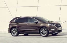 Ford Edge Vignale, side