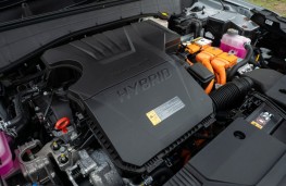 Hyundai Kona, 2026, engine
